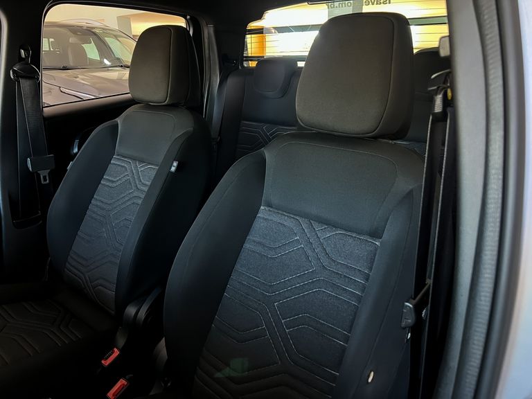 Fiat Strada Freedom 1.3 Flex 8V CD