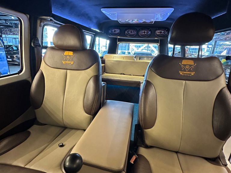 VOLKSWAGEN Kombi MOTOR-CASA/MICROONIBUS
