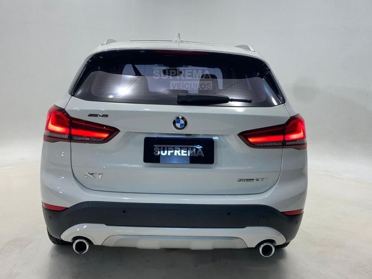 BMW X1 SDRIVE 20i X-Line 2.0 TB Active Flex