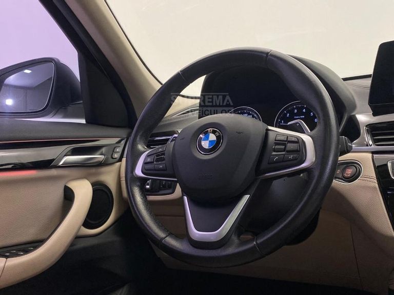 BMW X1 SDRIVE 20i X-Line 2.0 TB Active Flex