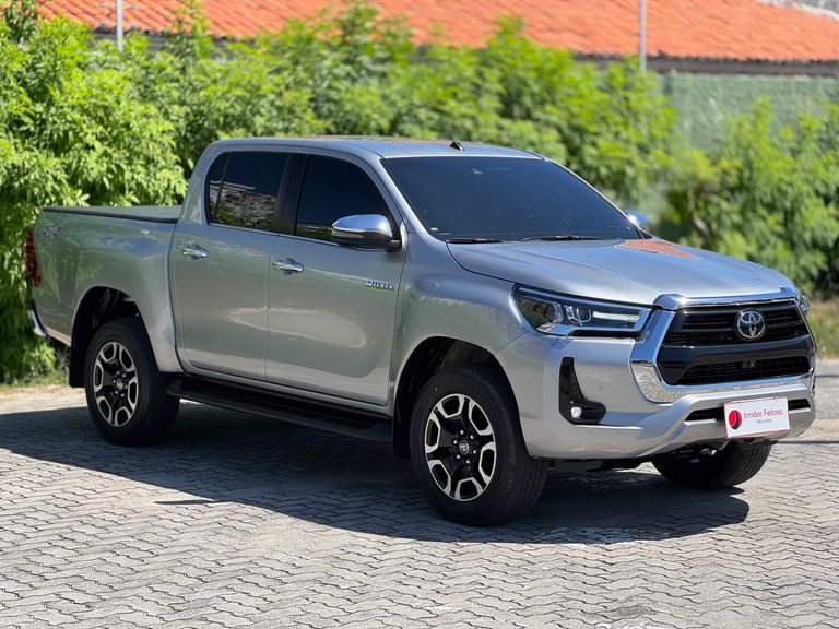 Toyota Hilux CD SRX 4x4 2.8 TDI 16V Diesel Aut.