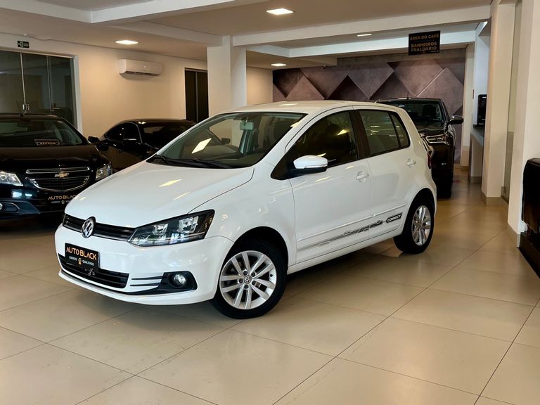 VolksWagen Fox Connect 1.6 Flex 8V 5p