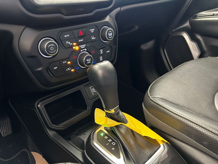 Jeep Renegade Long. T270 1.3 TB 4x2 Flex Aut.