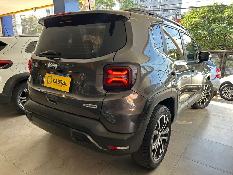 Jeep Renegade Long. T270 1.3 TB 4x2 Flex Aut.