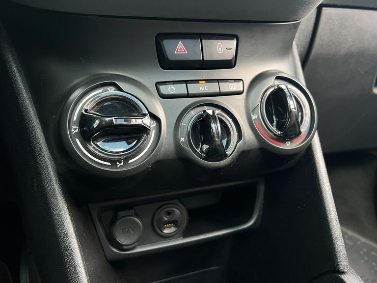Peugeot 208 Allure 1.5 Flex 8V 5p