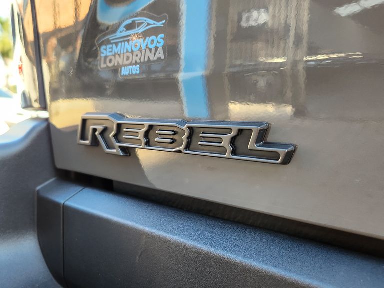RAM RAMPAGE REBEL HURR.4 2.0 TB CD 4X4 Aut.