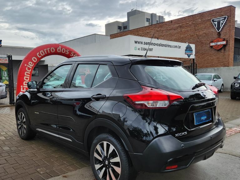 Nissan KICKS SL 1.6 16V FlexStar 5p Aut.