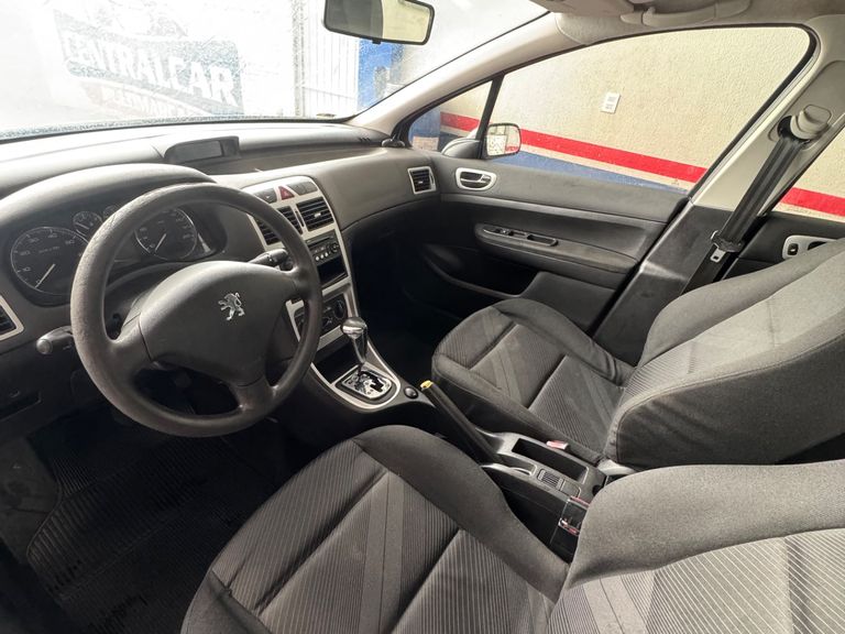 Peugeot 307 Presence 2.0 Flex 16V 5p Aut.