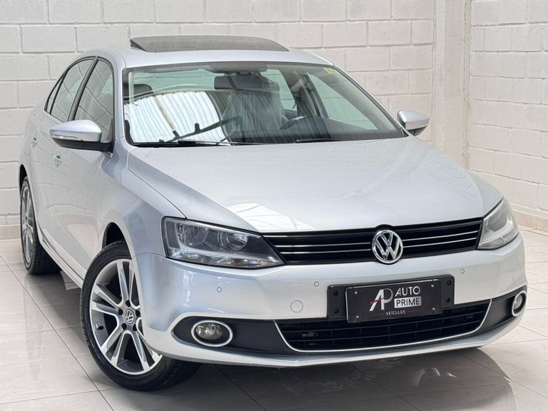 VolksWagen JETTA Highline 2.0 TSI 16V 4p Tiptronic