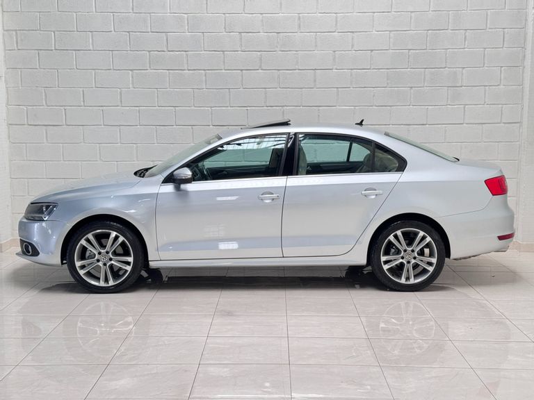 VolksWagen JETTA Highline 2.0 TSI 16V 4p Tiptronic