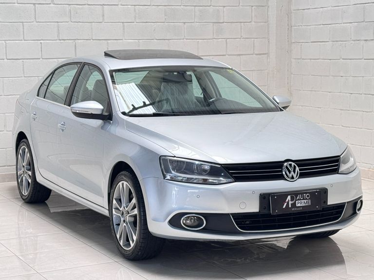 VolksWagen JETTA Highline 2.0 TSI 16V 4p Tiptronic