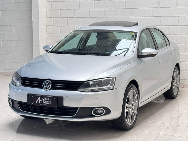 VolksWagen JETTA Highline 2.0 TSI 16V 4p Tiptronic