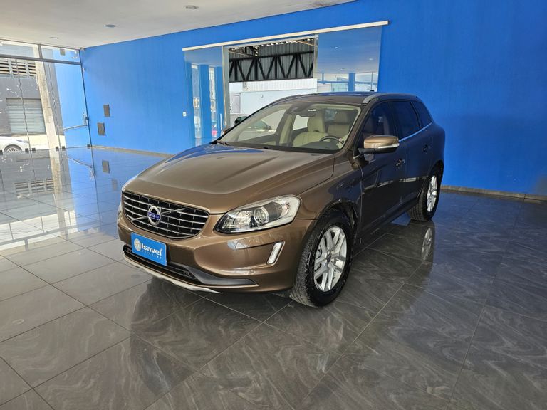 Volvo XC 60 D-5 MOMENTUM 2.4  AWD Diesel  5p