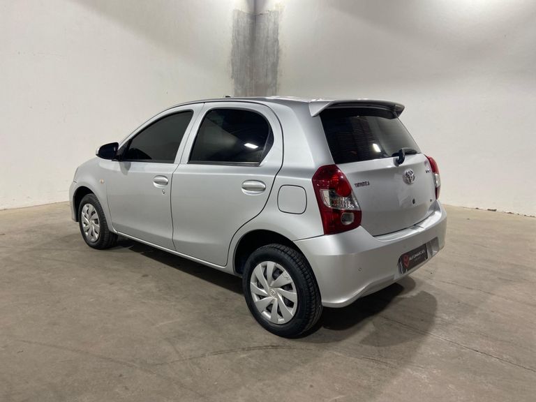 Toyota ETIOS X 1.3 Flex 16V 5p Mec.