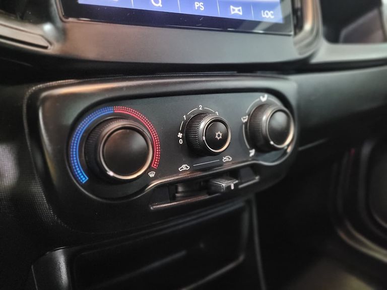 Fiat Strada Volcano 1.3 Flex 8V CD