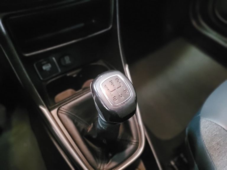 Fiat Strada Volcano 1.3 Flex 8V CD