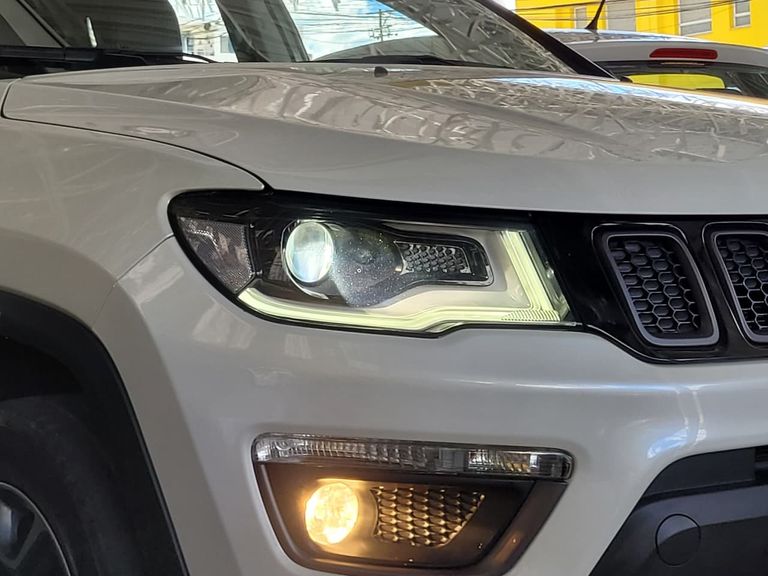 Jeep COMPASS TRAILHAWK 2.0 4x4 Dies. 16V Aut.