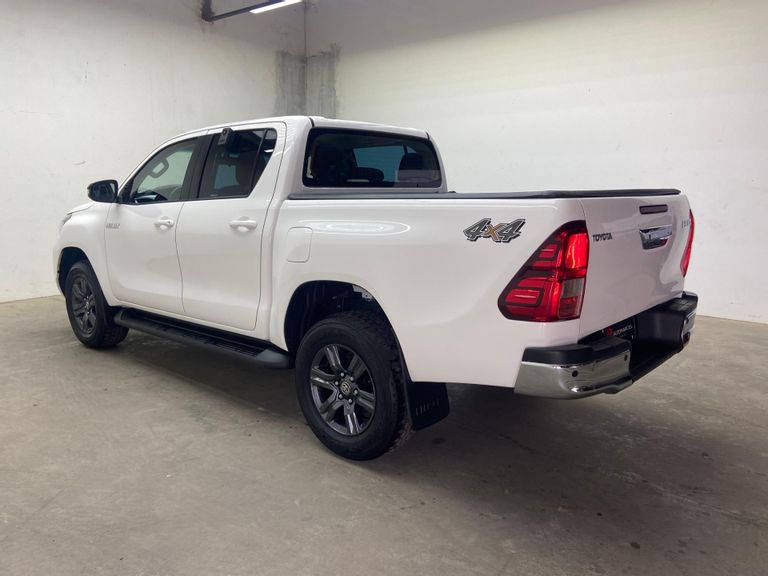 Toyota Hilux CD SR 4x4 2.8 TDI Diesel Aut.