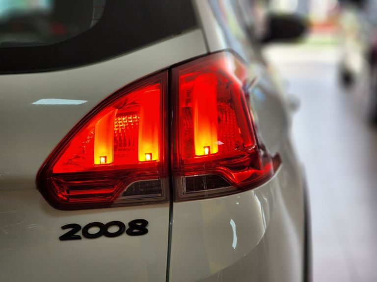 Peugeot 2008 Allure 1.6 Flex 16V 5p Aut.