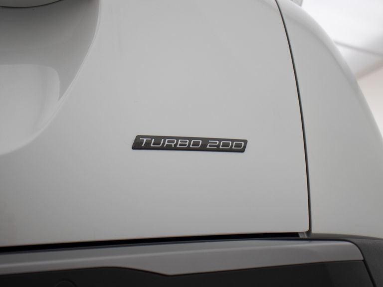 Peugeot 2008 Active 1.0 Turbo Flex 5p Aut.