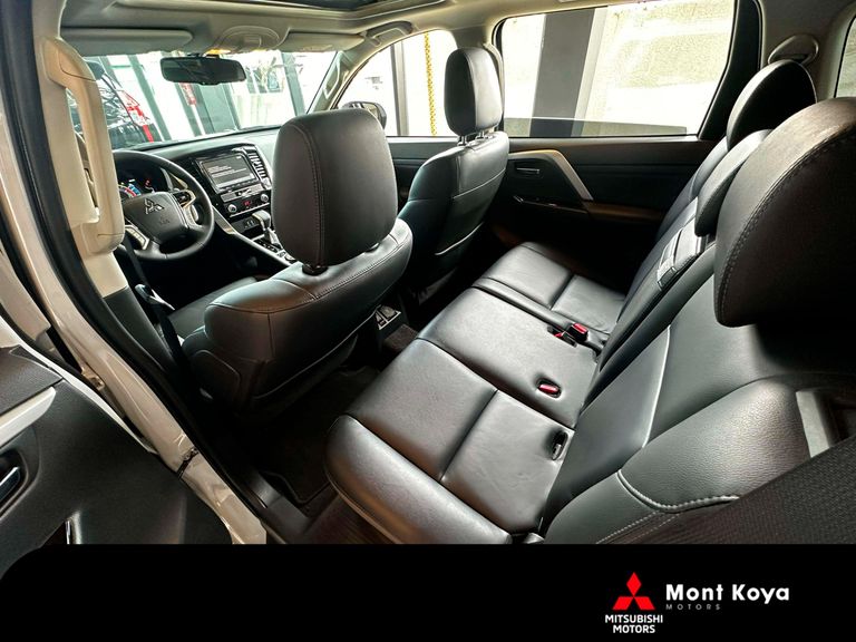 Mitsubishi Pajero Sport HPE-S 2.4  4x4 Diesel Aut.