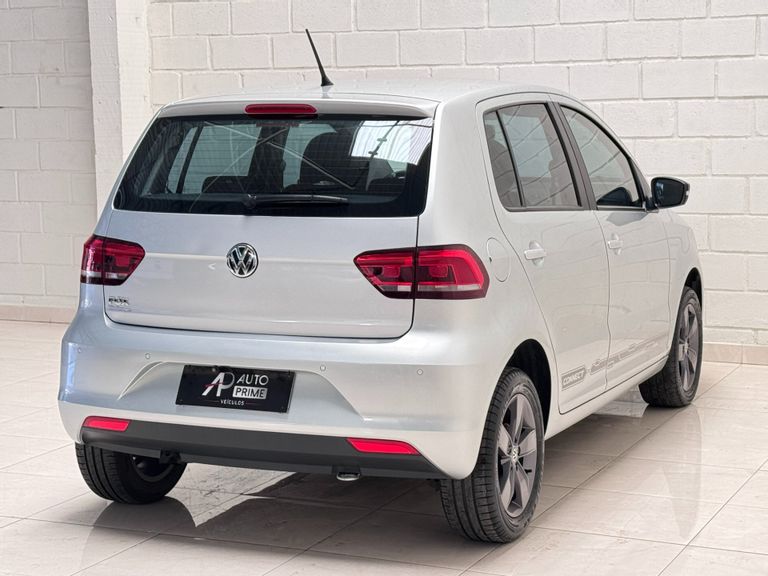 VolksWagen Fox Connect 1.6 Flex 8V 5p