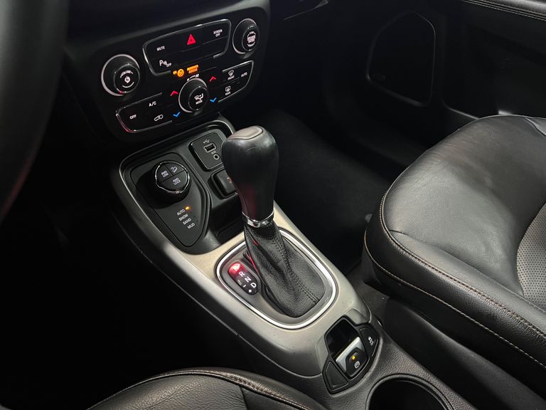 Jeep COMPASS LONGITUDE 2.0 4x4 Dies. 16V Aut.