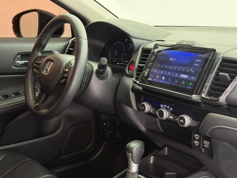 Honda CITY Hatchback Touring 1.5 Flex 16V Aut