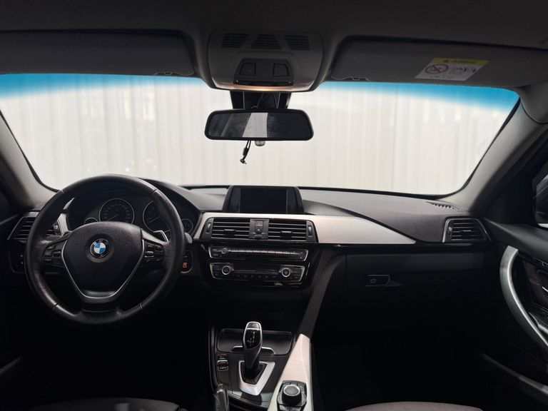 BMW 320iA Modern/Sport TB 2.0/A.Flex/GP 4p