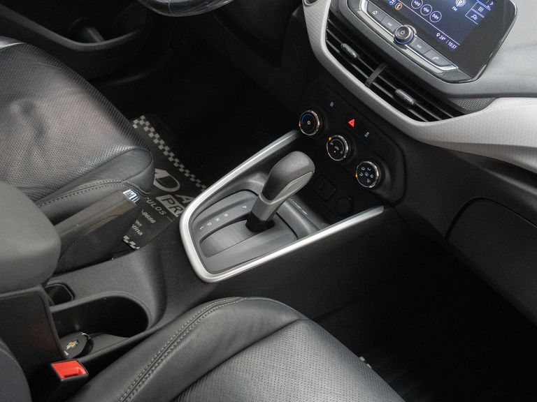 Chevrolet ONIX HATCH PREM. 1.0 12V TB Flex 5p Aut.