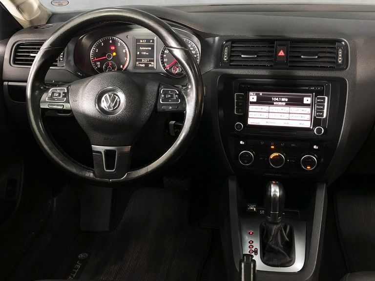VolksWagen JETTA Comfortline 2.0 T.Flex 8V 4p Tipt.