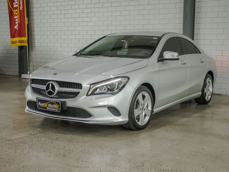 Mercedes CLA-180 1.6 16V 122cv Aut.