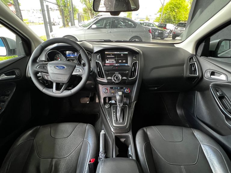 Ford Focus TITA/TITA Plus 2.0  Flex 5p Aut.