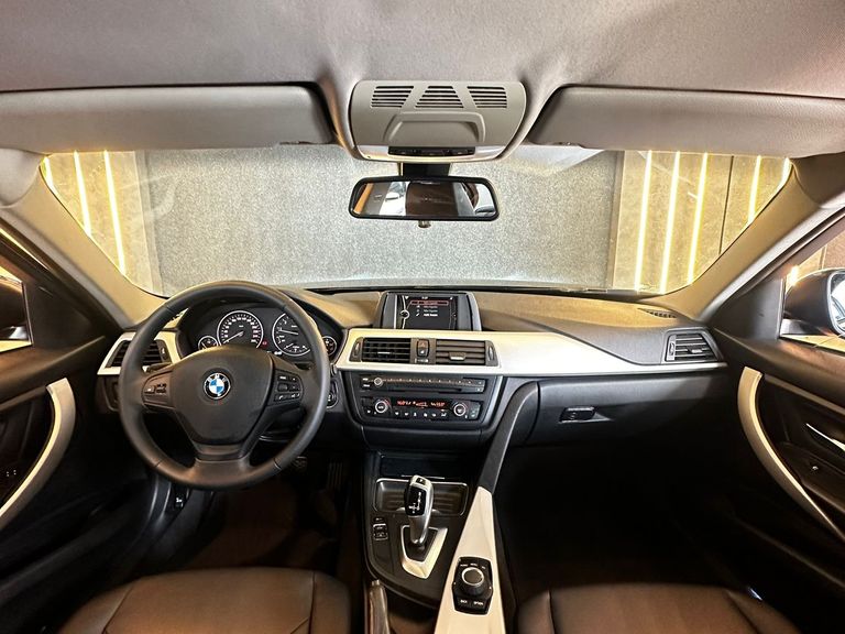 BMW Bmw 320i 3b11