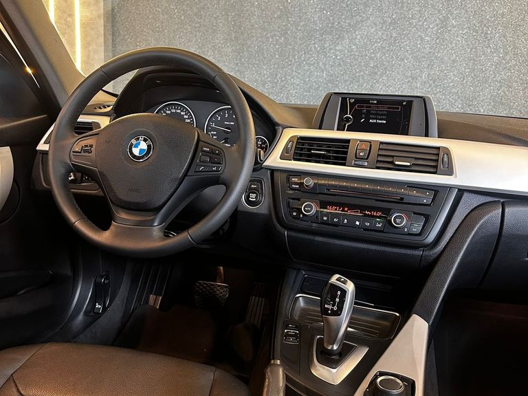 BMW Bmw 320i 3b11