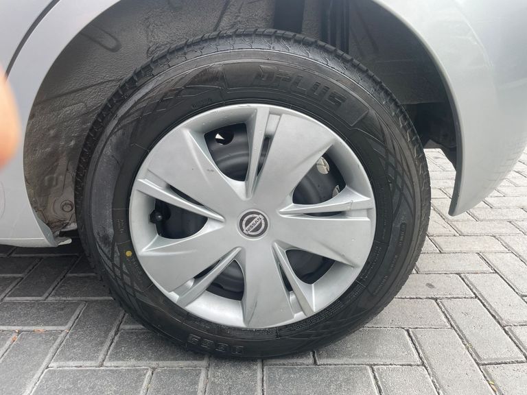 Nissan MARCH S 1.6 16V FlexStart 5p