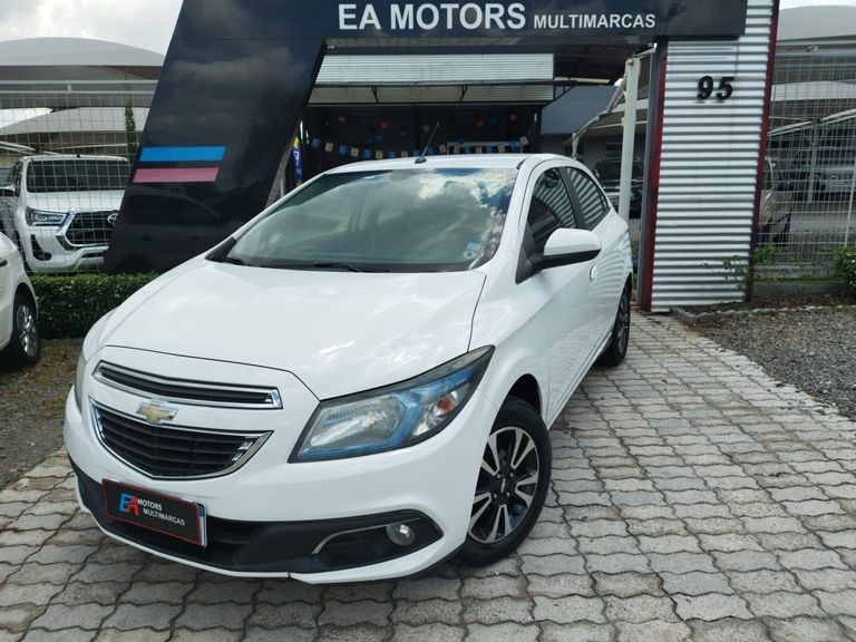 Chevrolet ONIX HATCH LTZ 1.4 8V FlexPower 5p Mec.