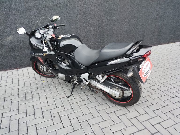 SUZUKI GSX 750 F