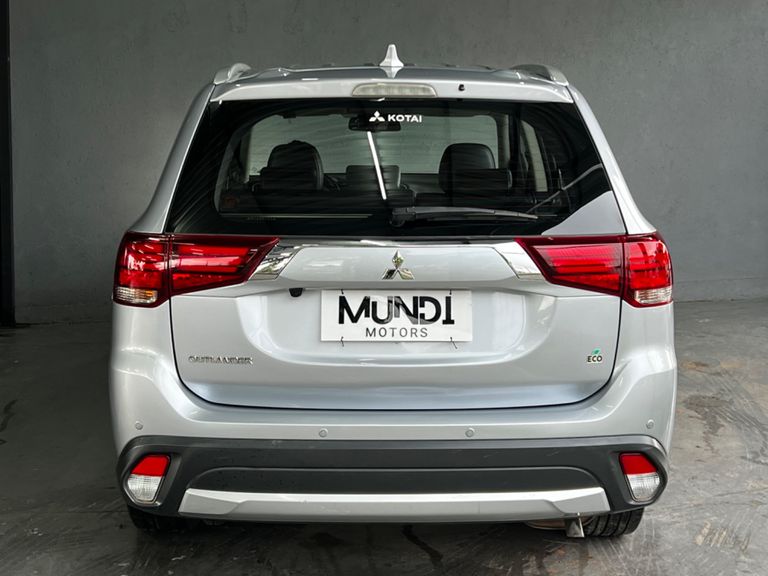 Mitsubishi OUTLANDER 2.0 16V 160cv Aut.