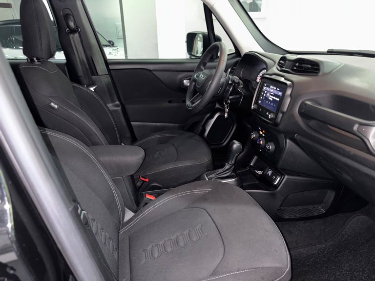 Jeep Renegade Sport T270 1.3 TB 4x2 Flex Aut.