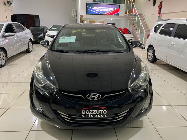 Hyundai Elantra GLS 1.8 16V Aut.