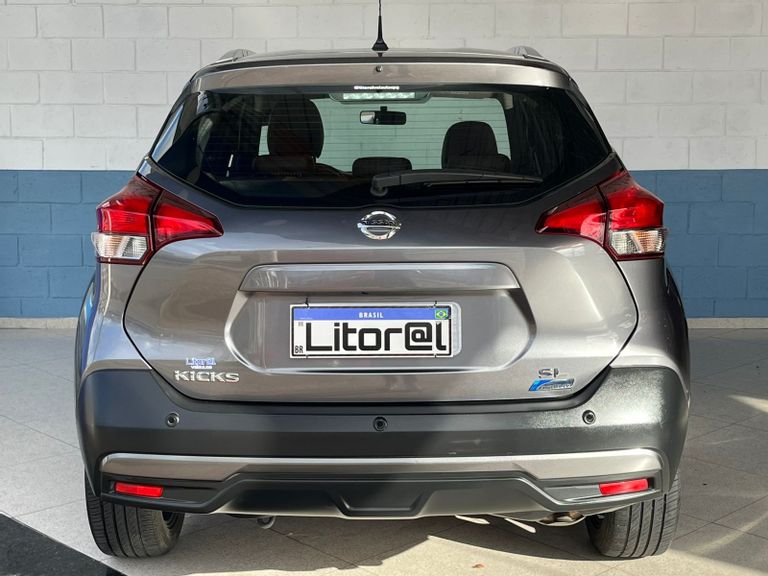 Nissan KICKS SL 1.6 16V FlexStar 5p Aut.