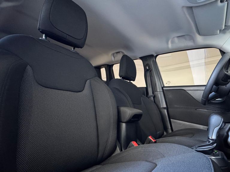 Jeep Renegade1.8 4x2 Flex 16V Aut.