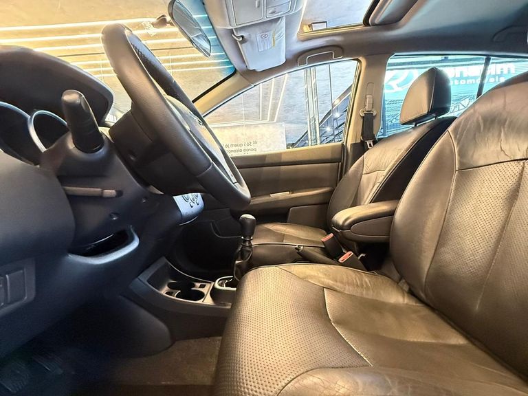 Nissan TIIDA SL 1.8/1.8 Flex 16V  Mec.