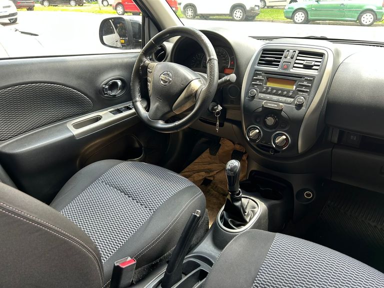 Nissan MARCH SV 1.0 12V Flex 5p