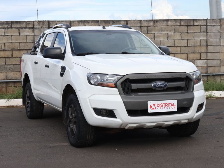 Ford Ranger XLS 2.2 4x4 CD Diesel Mec.