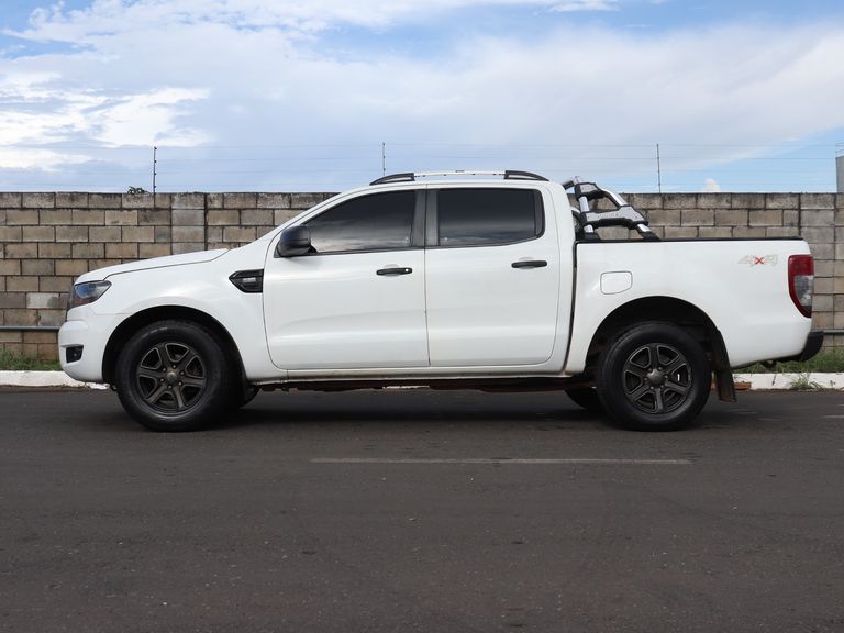 Ford Ranger XLS 2.2 4x4 CD Diesel Mec.