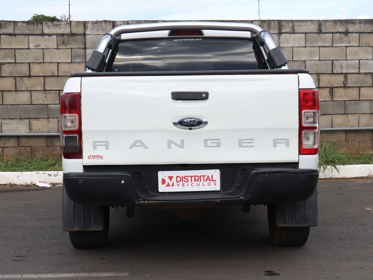 Ford Ranger XLS 2.2 4x4 CD Diesel Mec.