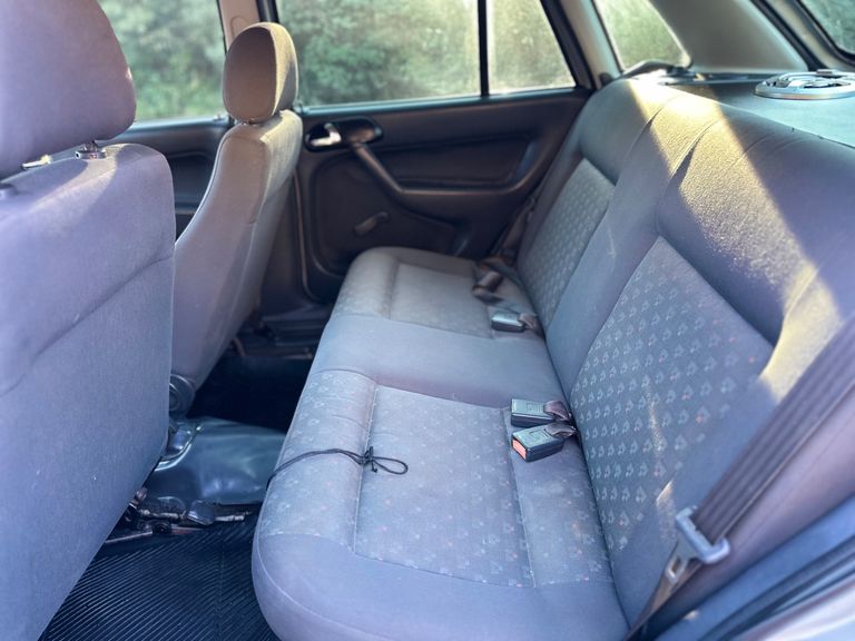 VolksWagen Gol 1.6 Mi Power Total Flex 8V 4p