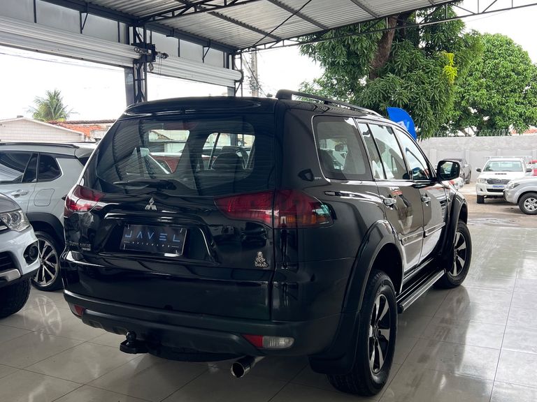 Mitsubishi Pajero DAKAR HPE 3.2 4x4 T.I Dies 5p Aut